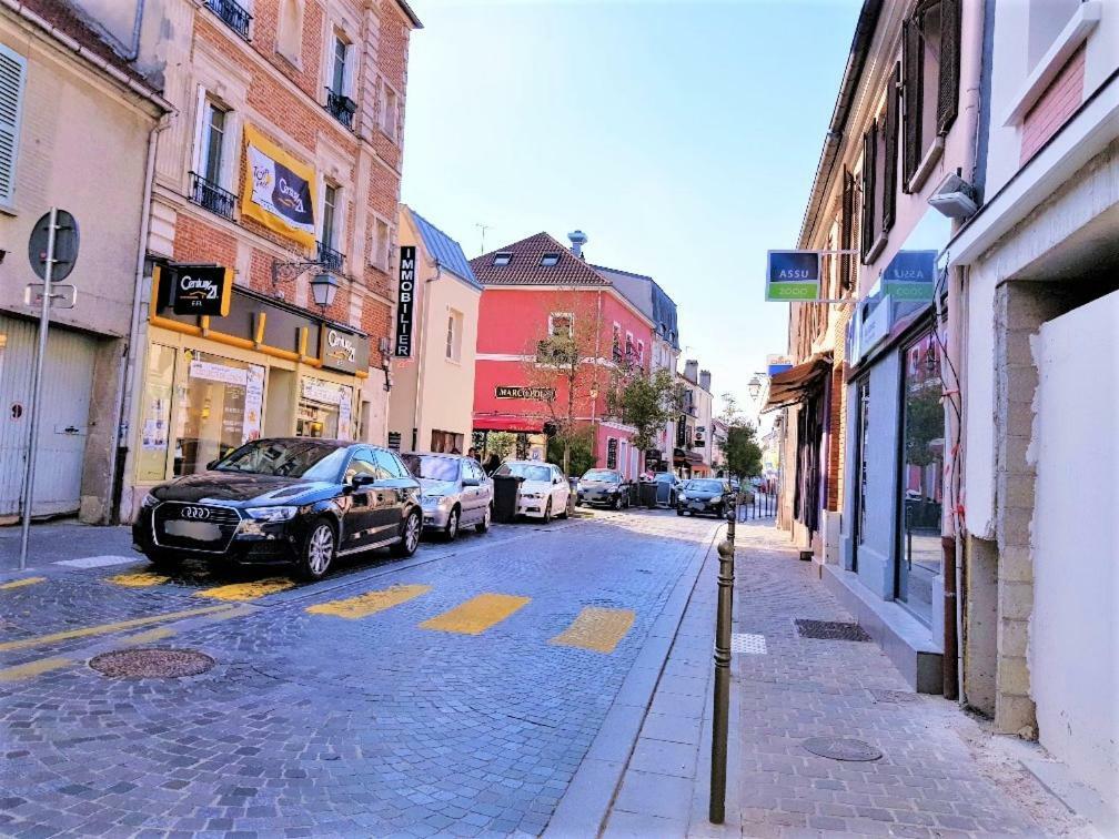 Appartement Chambre privée entre Paris et Disneyland à Noisy-le-Grand Extérieur photo